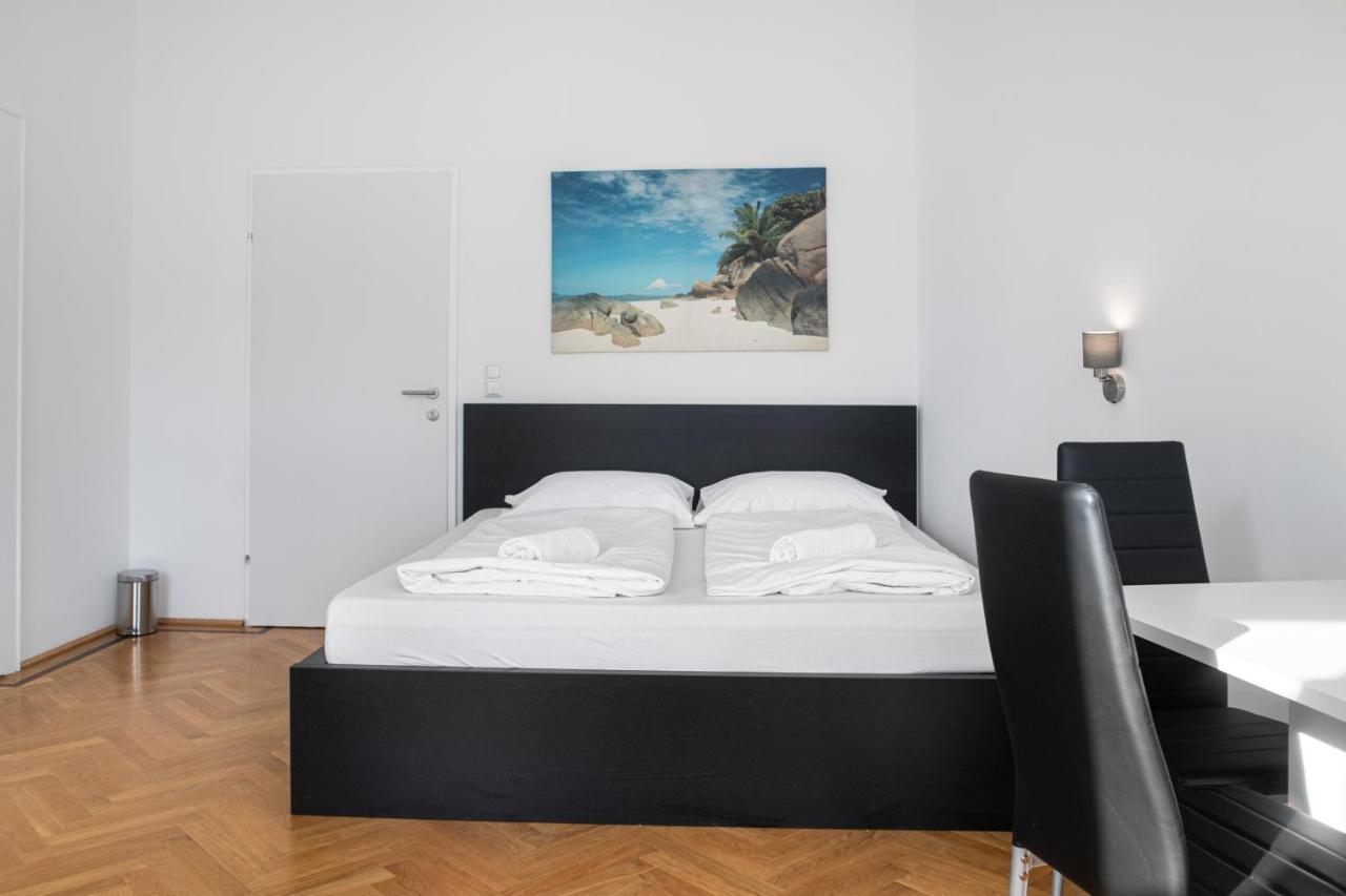Superb 7Br Shared Apartment- Near Hauptbahnhof Vienna Luaran gambar