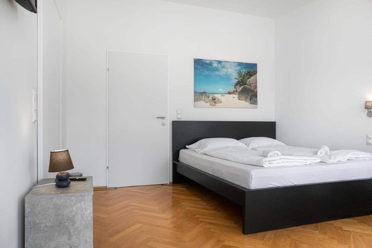 Superb 7Br Shared Apartment- Near Hauptbahnhof Vienna Luaran gambar