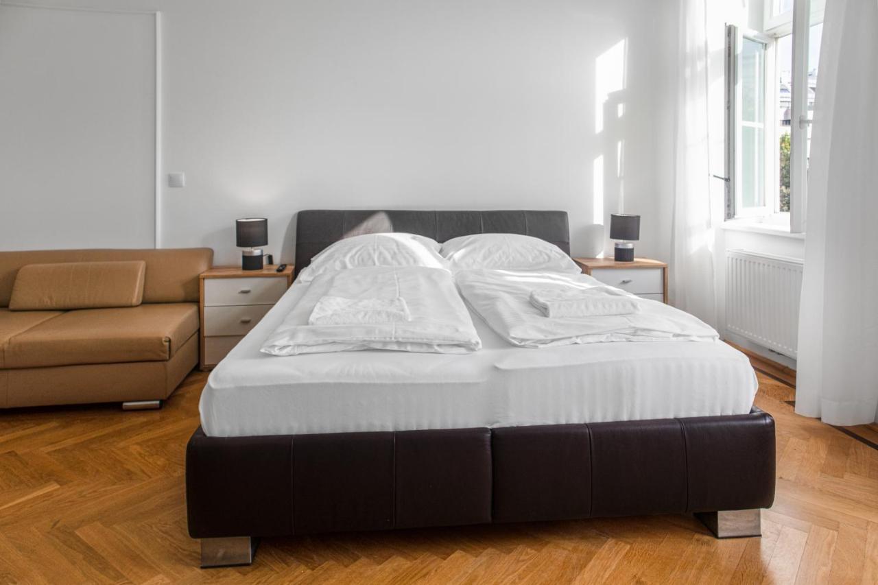 Superb 7Br Shared Apartment- Near Hauptbahnhof Vienna Luaran gambar