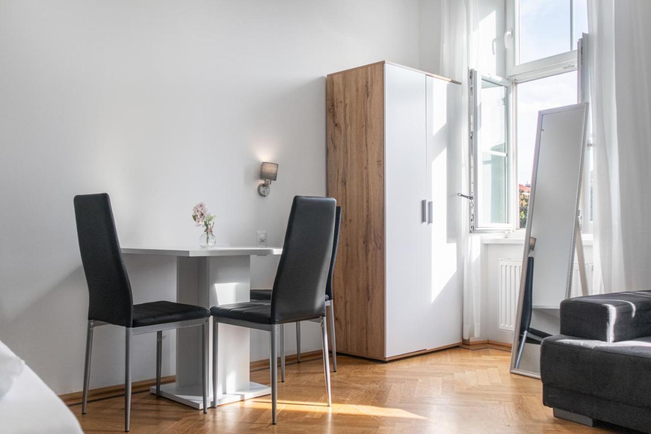 Superb 7Br Shared Apartment- Near Hauptbahnhof Vienna Luaran gambar