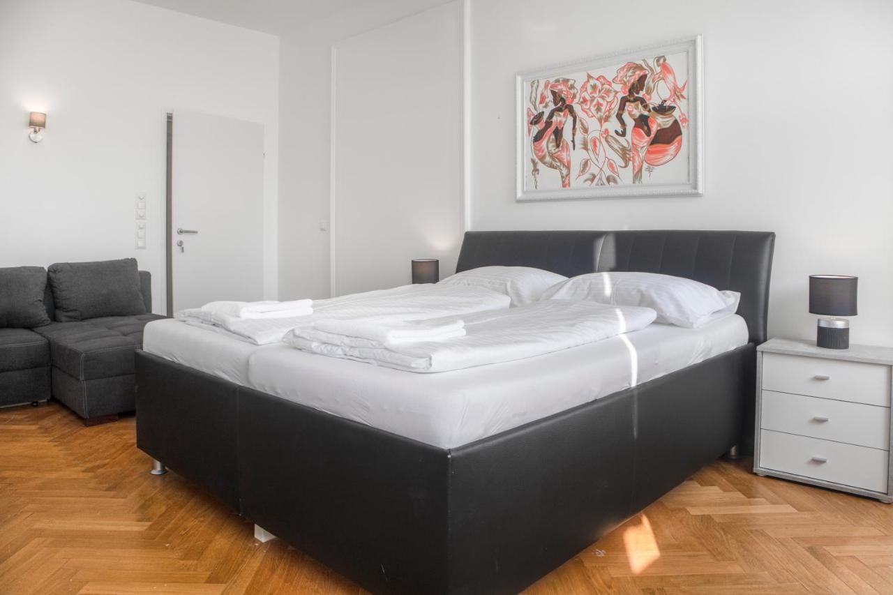 Superb 7Br Shared Apartment- Near Hauptbahnhof Vienna Luaran gambar