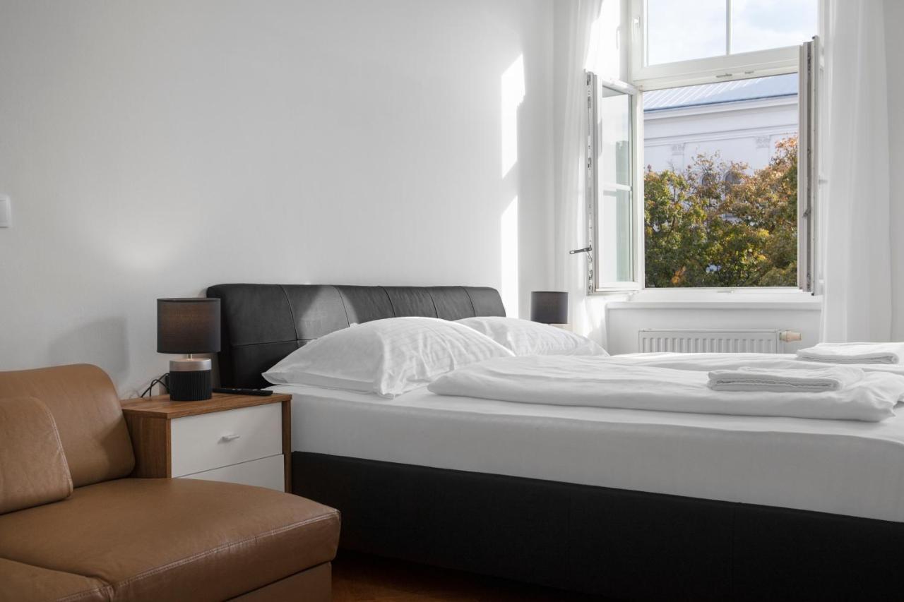 Superb 7Br Shared Apartment- Near Hauptbahnhof Vienna Luaran gambar